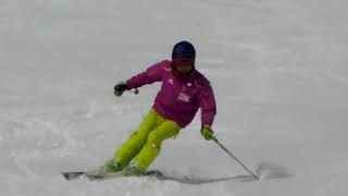 Ski SIA carving turns and dolphin turns at shiroishi ski resort白石スキー場 [upl. by Aneahs]