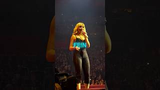 Sabrina Carpenter PERFORMS FEIN 😈🔥 [upl. by Aziram15]