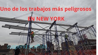 andamios colgantes  trabajo peligroso en New York [upl. by Gennaro]