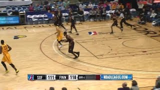 Highlights Nick Zeisloft 21 points vs the Skyforce 11202016 [upl. by Drofniw]