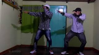 Dos turros bailando PONPONPON│Two guys dancing PONPONPON HD [upl. by Jolda869]