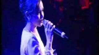 Siti Nurhaliza  Royal Albert Hall  Bisikan Asmara [upl. by Anastase]