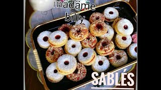 Recette petits Sablés à la confiture 😋😋 وصفة سابلي بالمربى [upl. by Aij]