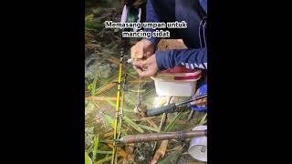 Pasang umpan uret atau gendon mancing fishing [upl. by Heathcote791]