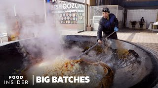 How 350 Kilogram Batches Of Plov Rice Pilaf Are Cooked Daily In Uzbekistan  Big Batches [upl. by Virendra]