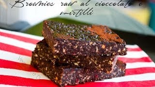 Brownies raw ricetta senza glutine [upl. by Annaj]