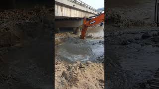 Use An Excavator To Cleanout River Channel  To Prevent Flooding Caused By Silt Blockage [upl. by Ereveniug]