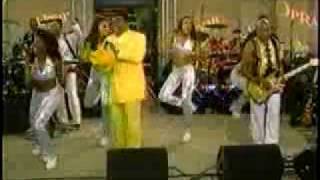 Isley Brothers  Its Your Thing LIVE [upl. by Hardner713]