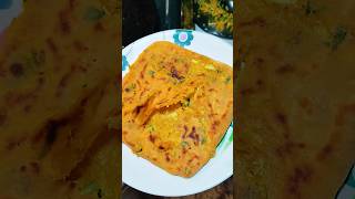 AAJ NASTA ME GOBHI PARATHA BANA LIYA [upl. by Maxie519]