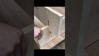 This is a crossconnection method making woodworking diy woodworkerjoint [upl. by Kravits]