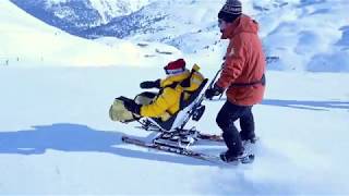 Rencontre avec un moniteur de ski sont spécialisés dans le ski pour les personnes handicapées [upl. by Ynez]