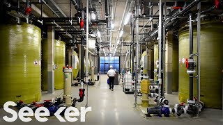 Giant Flow Batteries Could Power Your City in the Future [upl. by Yblok]