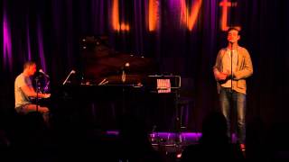 Oliver Tompsett sings LETTING GO OF YOU at Scott Alan Live at The Hippodrome [upl. by Alya78]