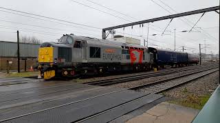 ROG 37901Mirrlees Pioneer with 2 barrier coaches burbles through cremorne lane crossing on 5124 [upl. by Suivatnod296]