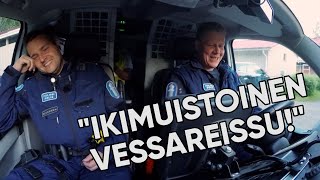 Äänekäs vessahätätapaus Hämeenlinnassa  Poliisit [upl. by Ulrick337]