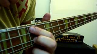 Bass OverdriveFuzz in one pedal Manlay Sounds quotBass Kingquot Rickenbacker Fender Mustang Bass [upl. by Kelwen]