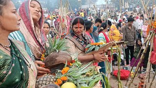 शाम को सभी ने डूबते सूरज को अर्घ दिया 🌄 chath puja baluwa ghat  prayagraj  chath Parvati 2024 [upl. by Radley]