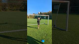 3 Übungen für schnelle Entscheidungen was ist dein Favorit⚽🔥🧤Goalkeeperpiet football soccer [upl. by Justicz502]