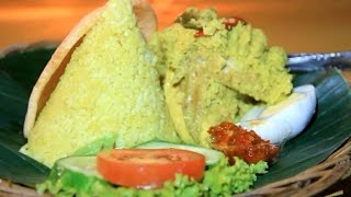 KULINER KHAS RAJA RAJA CIREBON NASI BOGANA NIKMATNYA BIKIN KETAGiHAN [upl. by Catto727]