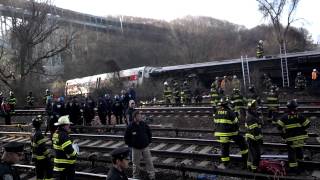 MetroNorth train derails in The Bronx [upl. by Drahcir]