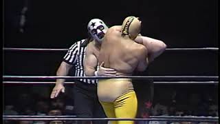 Mil Mascaras vs The Masked Superstar [upl. by Baecher]