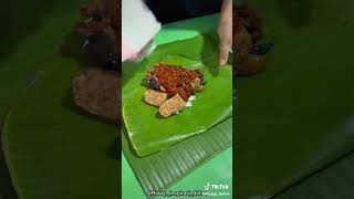 REPOST BUNGKUS NASI GM KHAS BUKIT TINGGI shortsviral makanenak makanantradisional fypシ゚ kuliner [upl. by Eltsirhc]