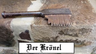 Sandstein mit dem Krönel bearbeiten Marmor mit dem Stockhammer old hand tools [upl. by Arnie69]