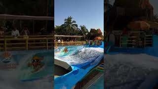 PISCINA DE SURF EM THERMAS DOS LARANJAIS [upl. by Ardnaeel]