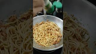 EASY CANNED TUNA PASTA [upl. by Aiekal26]