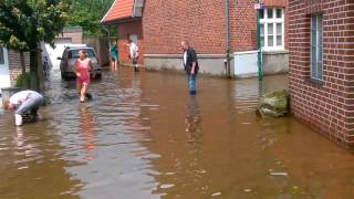 Kompletter Straßenzug abgesoffen in Ramsdorf [upl. by Ylecara]