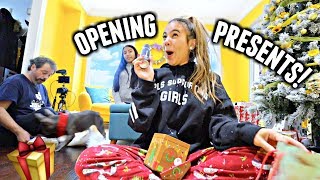 OPENING CHRISTMAS PRESENTS 2018🎁  Vlogmas Day 25 [upl. by Phillip637]