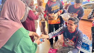 MANGSA BANJIR DI KELANTAN TERIMA BANTUAN MCM [upl. by Oza406]