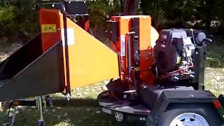 ECHO Bearcat 8quot 360 deg towable chipper [upl. by Cuda]