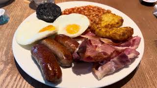 Breakfast Unlimited Premier Inn MediacityUK Mediacity Manchester 🥓🌭🍳 breakfast premierinn [upl. by Trenton]