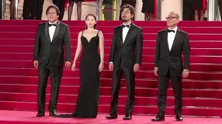 Director NA HongJin and the cast of The Strangers on the red carpet in Cannes [upl. by Adlanor]