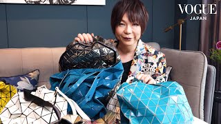 ミッツ・マングローブがバッグの中身をありのままに大公開。驚きのコレクションも披露！ In The Bag  VOGUE JAPAN [upl. by Beckett]