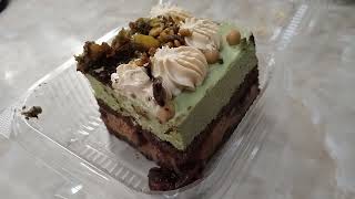 Pandan sliced cream cake Swee Heng Bakery [upl. by Nesyt]