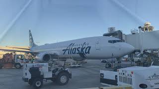 Alaska Airlines 737900  Los Angeles to Seattle  LAX  SEA Flight Experience [upl. by Warren]