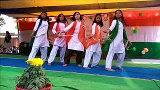 Aao Bachcho Tumhe Dikhaye  Group Dance  Republic Day Celebration  Srk Dav [upl. by Madelene]