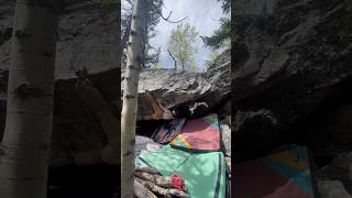 Alberta Bouldering  Cowboy Crypt Stand V5 climbing rockclimbing bouldering kananaskis [upl. by Malcolm]