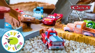 Cars 3 Thunder Hollow Challenge Lightning McQueen Toy Cars from Disney Pixar Video Children [upl. by Dewees]