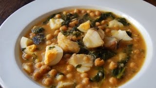 Garbanzos con bacalao y espinacas [upl. by Tjader]