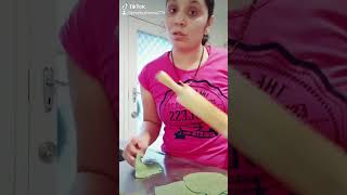 Fir b banana padta hai psaucklandwale cooking cookingchannel cookingvideo shortvideo shorts [upl. by Anilecram]