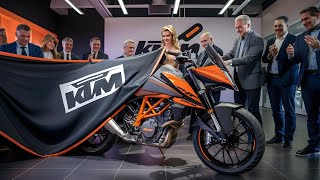 Unleashing the Beast finally Launched 2025 KTM 450 SMR First Look [upl. by Janenna]