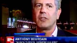 ANTHONY BOURDAIN EN CHILE ENTREVISTADO EN RESTAURANTE DE COCINA PERUANA PART 1 [upl. by Maice]