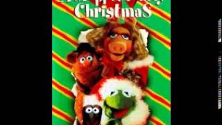 A Muppet Family Christmas  11  We Wish You A Merry Christmas [upl. by Enilrae]