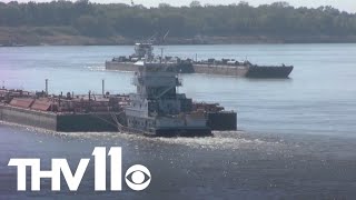 Mississippi River reaches recordlow levels impacting barges [upl. by Husha]