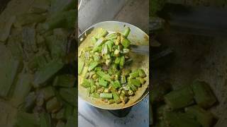 बच्चे पढ़ाई नहीं करते अगर उनको यह चीज नहीं मिले  restaurant style bhindi masala trending shortvid [upl. by Assilym]