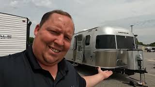 Used 2018 Airstream Classic [upl. by Amieva810]