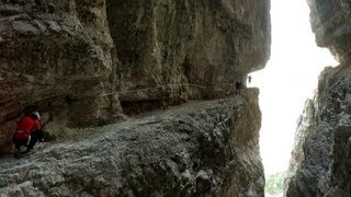 Alpinisteig Sextener Dolomiten  berühmtes Schattenmotiv  Abenteuer Alpin 2012 Folge 82 [upl. by Vida]